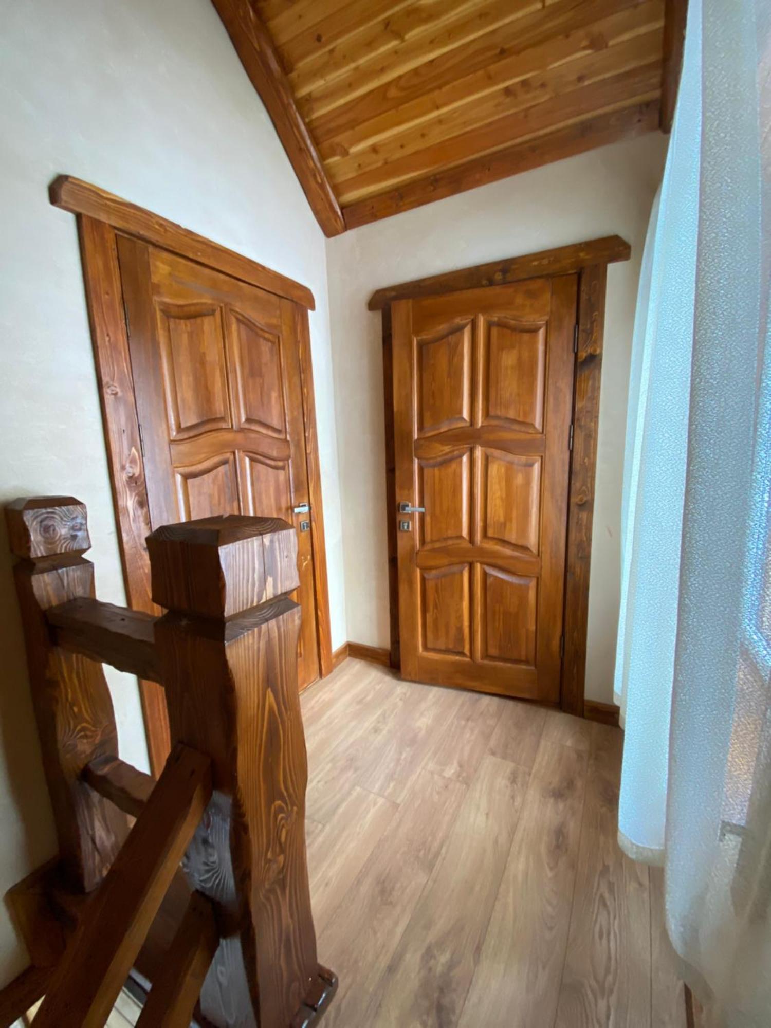 Лучка Villa Mykuljtsjin Eksteriør bilde